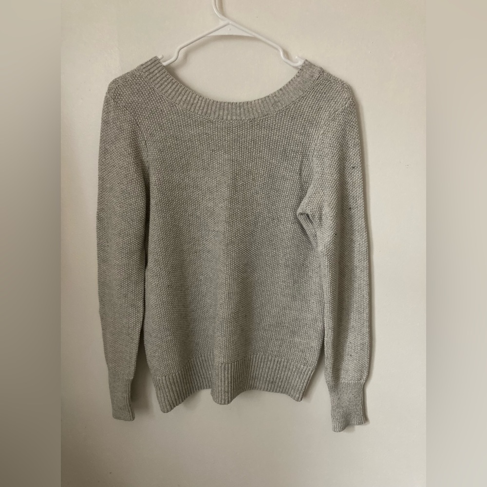 #157. 🆕 NWOT, Beacan Cove, Sweater w/ Criss-Cross Back Detail, Light Grey